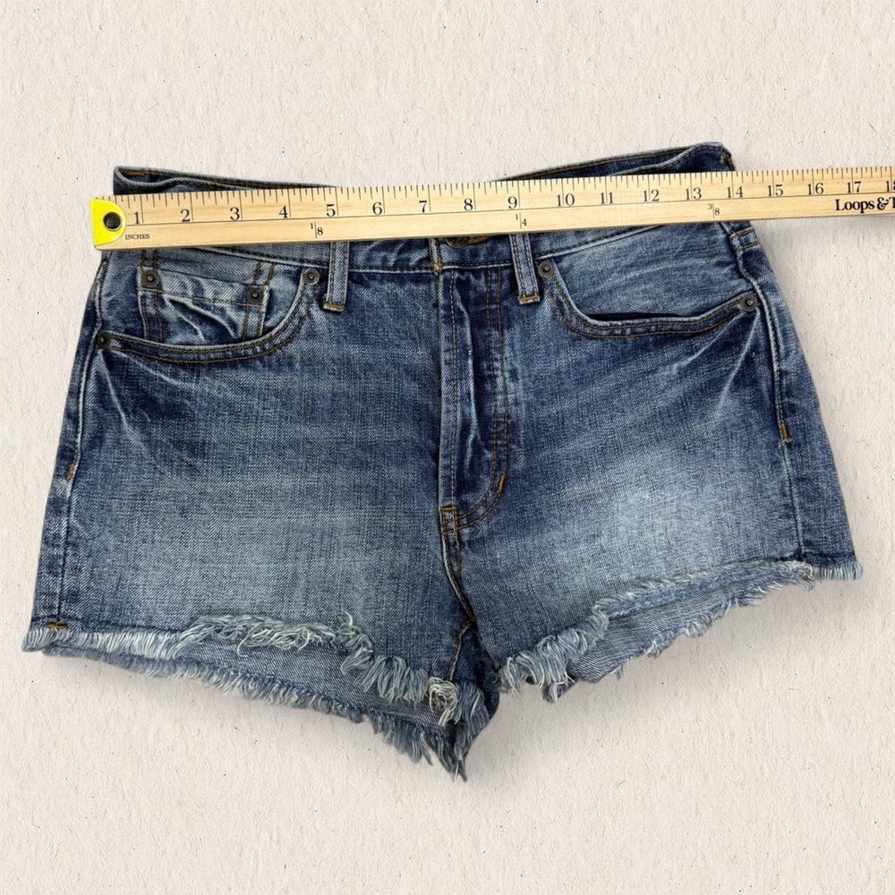 We The Free Denim Shorts 25 Blue Distressed Raw Hem‎ High Rise Boho Festival - Picture 6 of 8